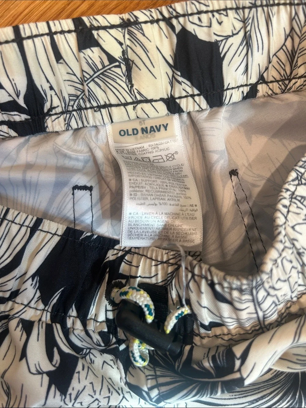 Old Navy & Mish Boys Black and White 'CHILL' Rashguard Set bundle size 5